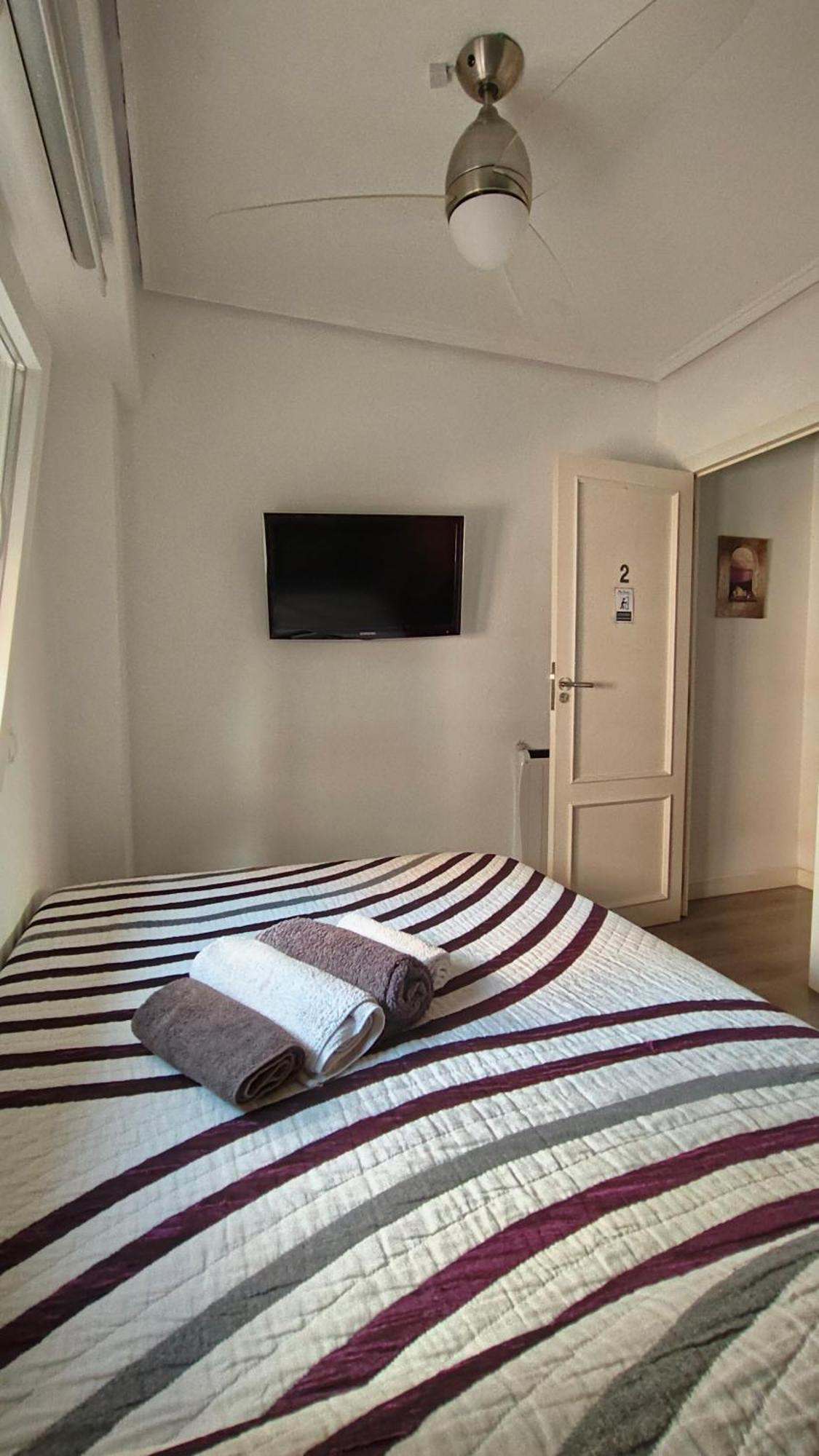 Paul'S Rooms - No Turistico Valenza Esterno foto