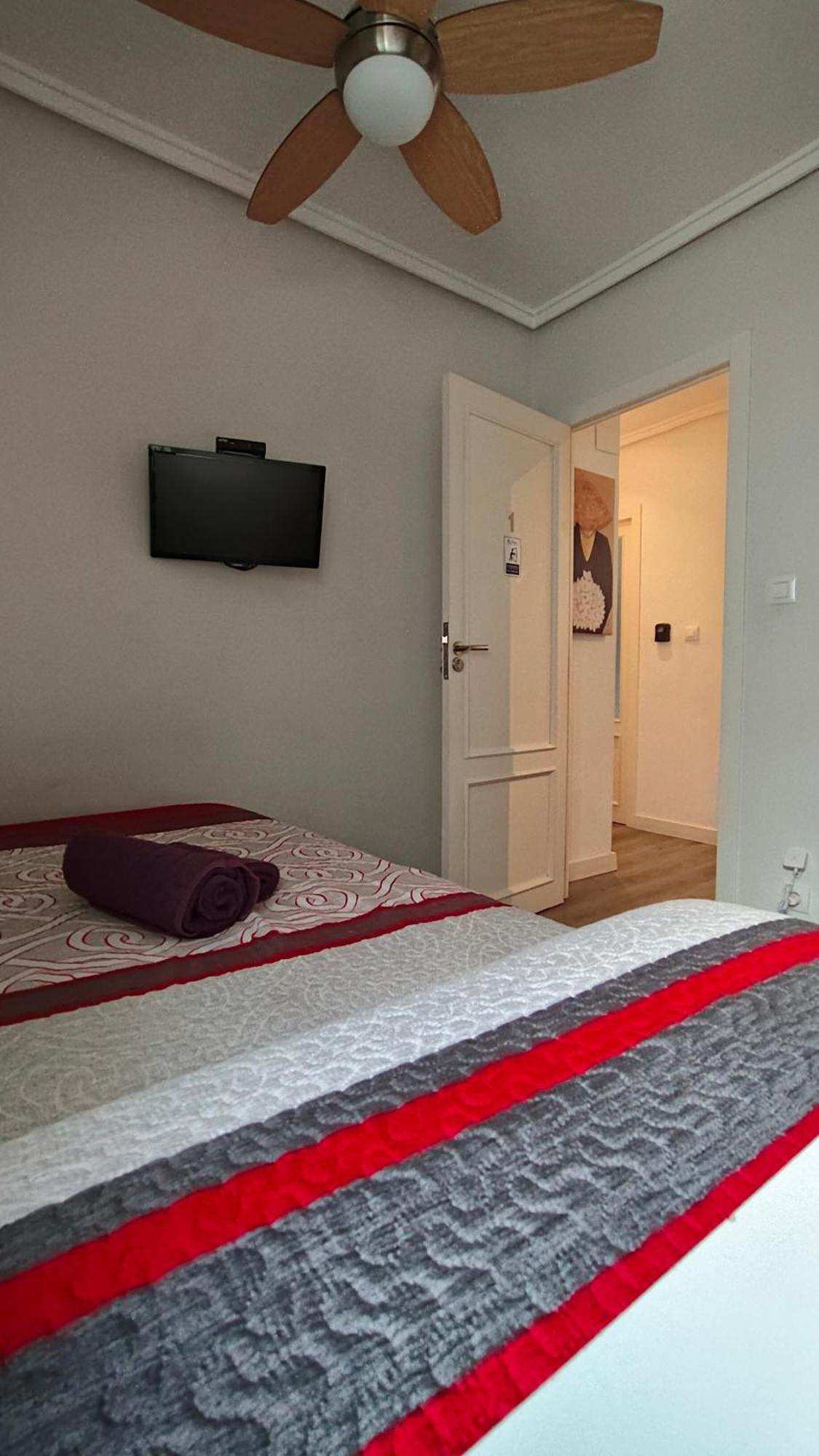 Paul'S Rooms - No Turistico Valenza Esterno foto